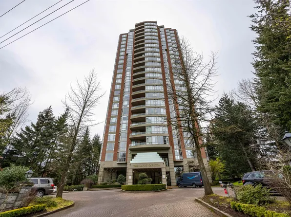 6888 Station Hill Dr #901, Burnaby, BC V3N 4X5