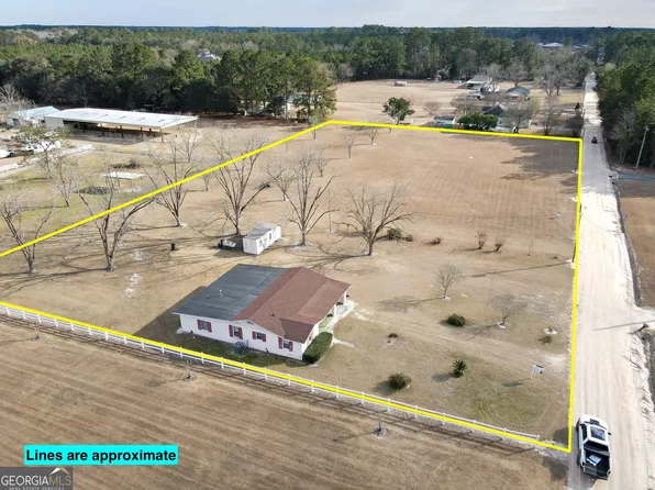 428 Driggers Ln, Waycross, GA 31503