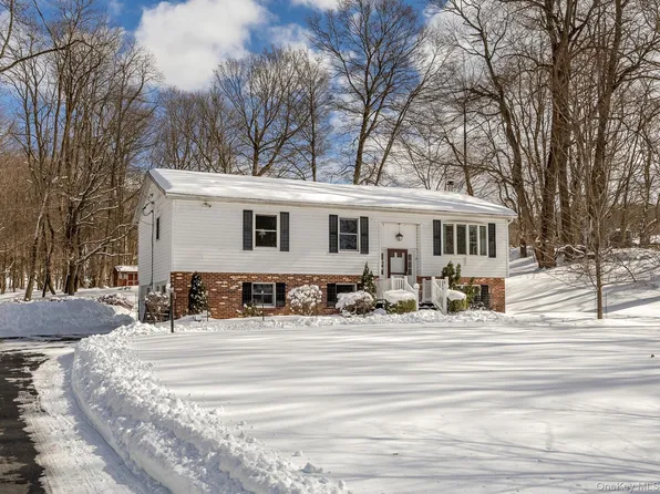 266 Layton Road, Stanfordville, NY 12581