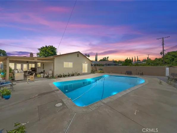 1033 Beverly Rd, Corona, CA 92879