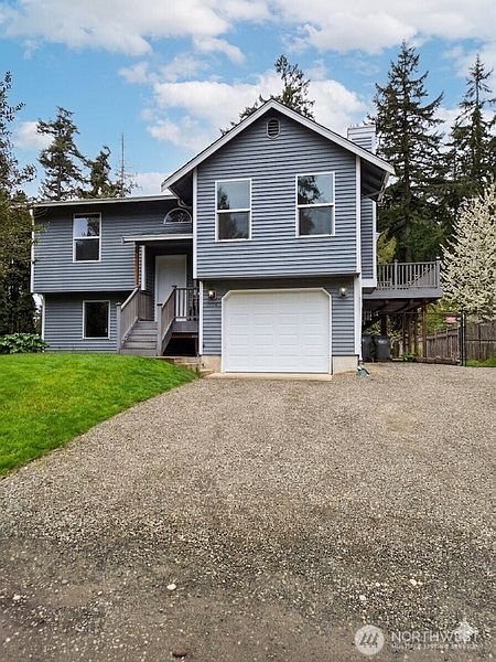 3rd image of 7195 E Stanley Lane