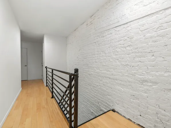 469 Grand Street image 9 of 23