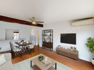 321 Cabrillo St, Costa Mesa, CA 92627