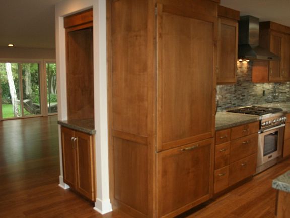 4th image of 4150 Mackay Dr