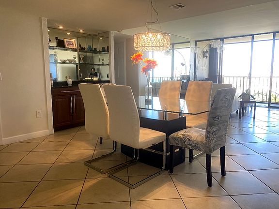 2nd image of 5600 N Flagler Dr APT 1507