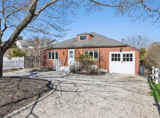 20 Mitchell Road, Westhampton Beach, NY 11978