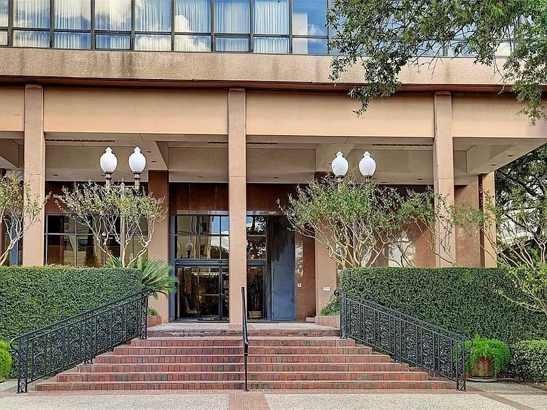5150 Hidalgo St #1503 — Photo 3