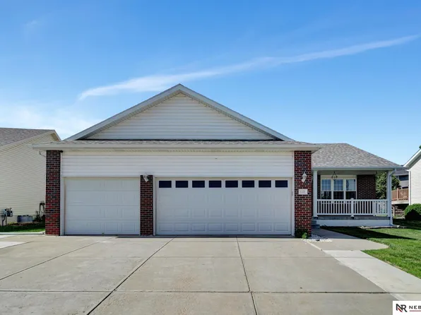 1521 Morton St, Lincoln, NE 68521