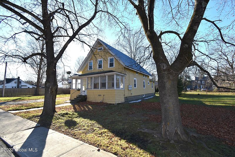 4th image of 25 N Park Street