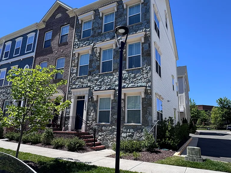 14800 Retreat Blvd — Photo 2