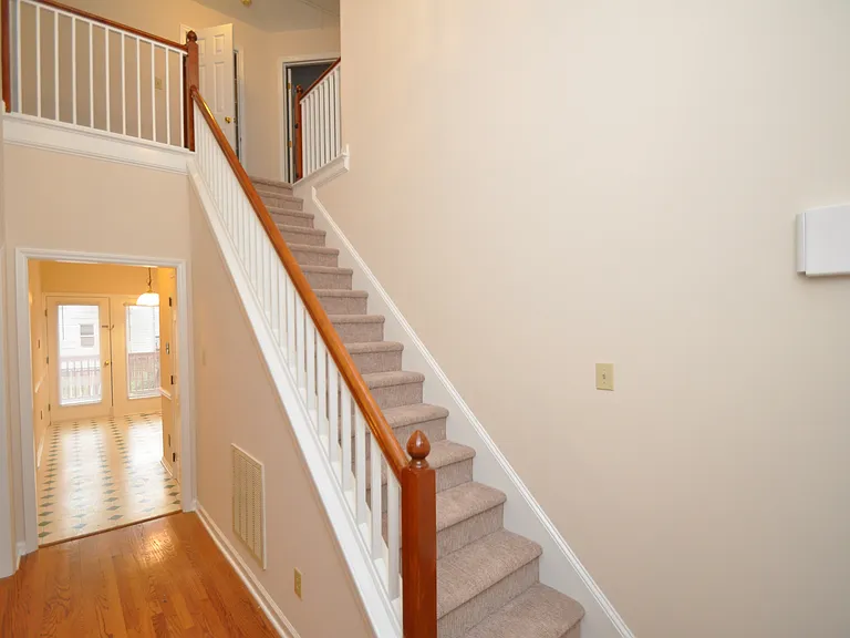 101 Bell Vista Dr — Photo 2