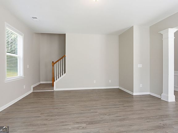 5th image of 7307 Toccoa Cir