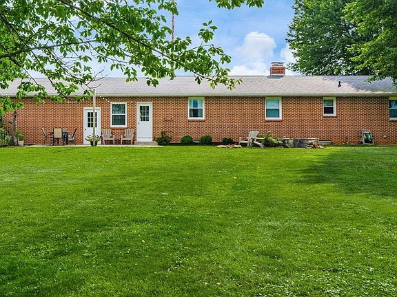 2nd image of 1452 County Road 1575