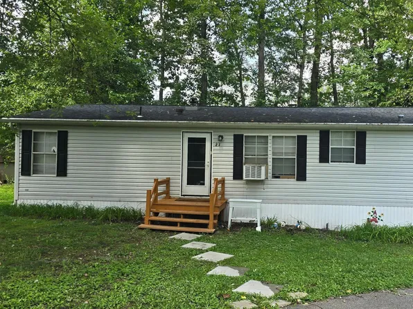 27 Navaho Ln, Honey Brook, PA 19344
