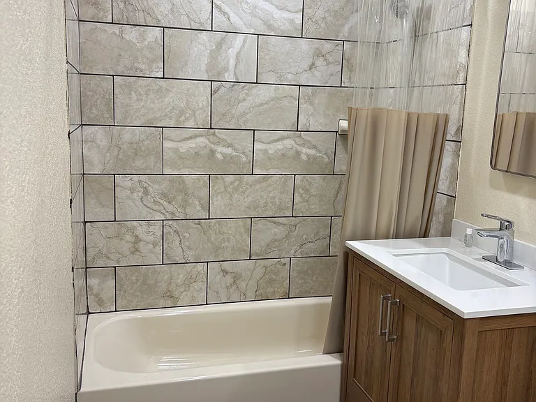 700 W Monroe Ave #1 — Photo 4