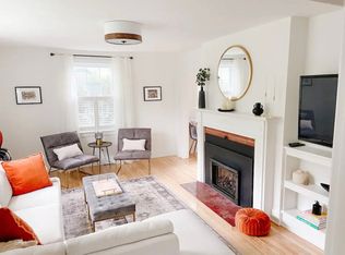 550 Woodstock Rd, Fredericton, NB E3B2J3