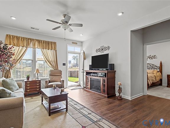 3rd image of 10613 Braden Parke Dr
