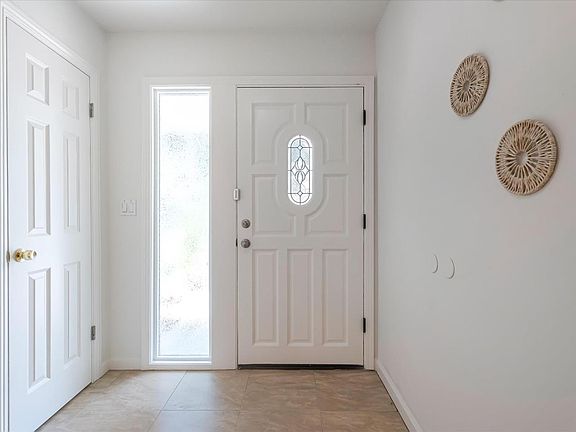 5th image of 4608 Meadowhurst Ct