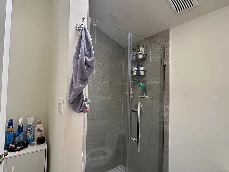 309 S 12th St #3F — Photo 11
