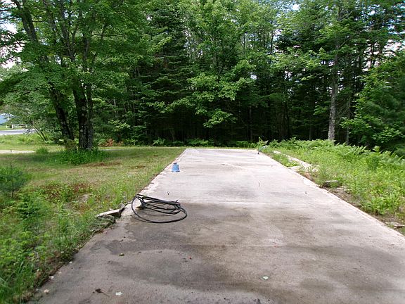 2nd image of 212 Mechanic Falls Road