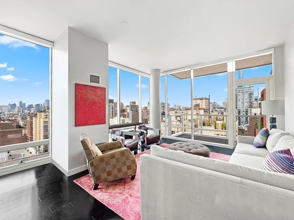 300 E 23rd St APT 18C, New York, NY 10010