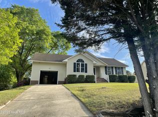 47 Forestdale Dr, Cameron, NC 28326