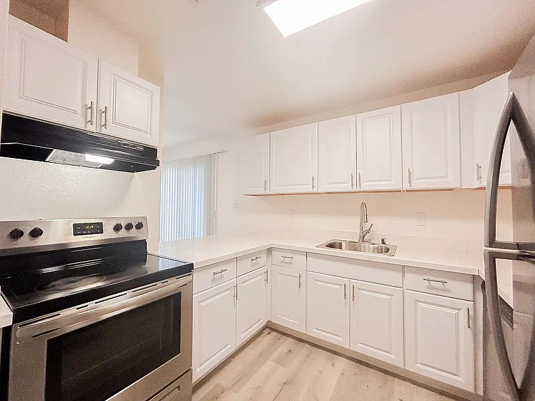 Modern kitchen