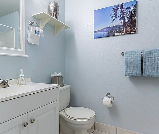 3rd image of 1940 Prospector Ave #301
