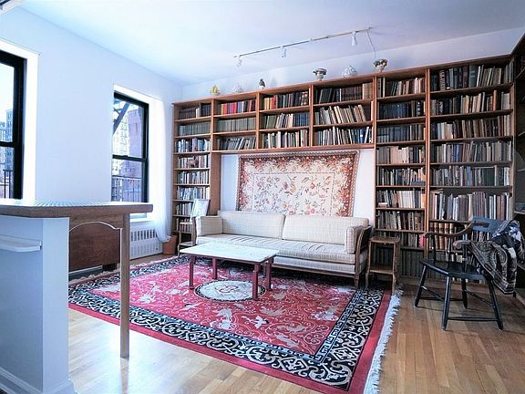 3rd image of 30 E 95th St APT 6D