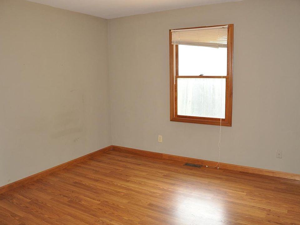 bedroom #1