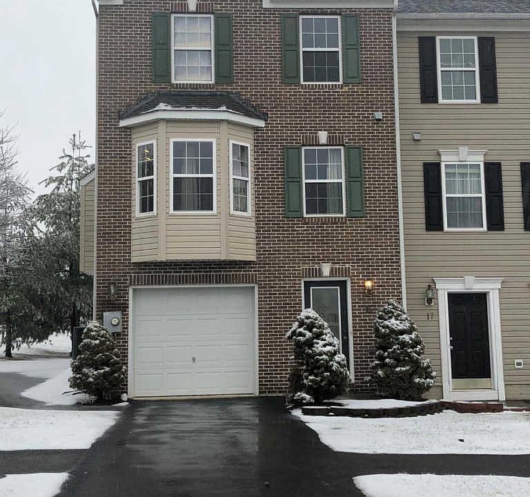 1st image of 15 Brentwood St