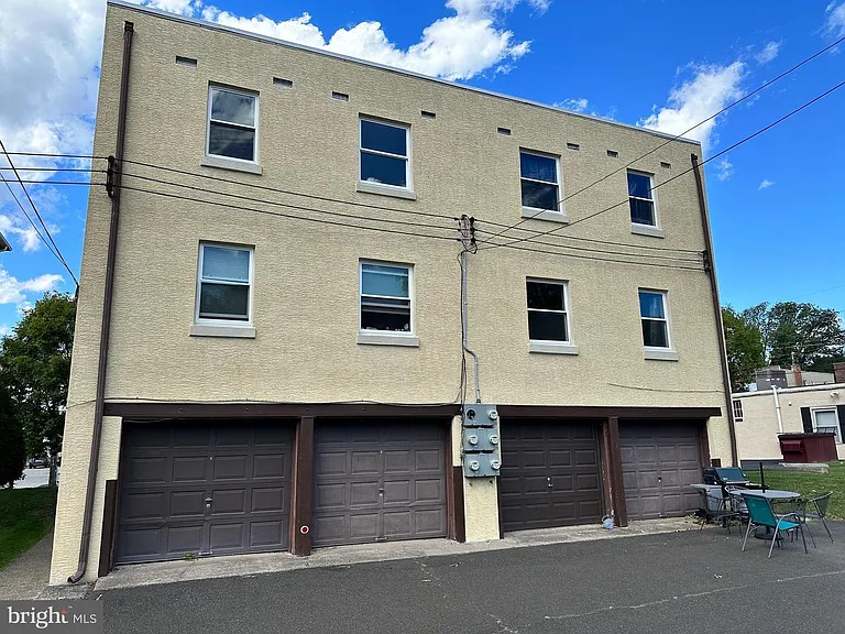 104 Clement Rd #D — Photo 9