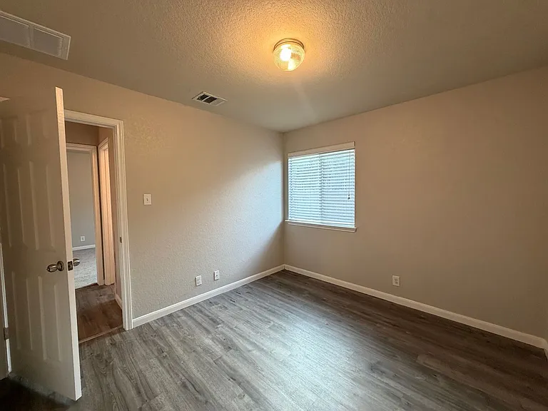 2405 N Ranch Estates Blvd — Photo 14