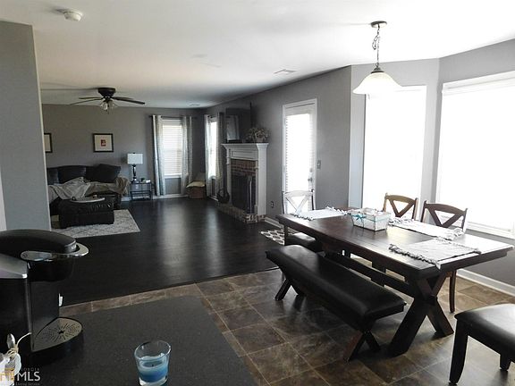 4th image of 107 Clearwater Dr