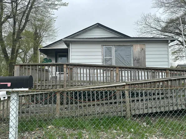 1136 State St, Hammond, IN 46320