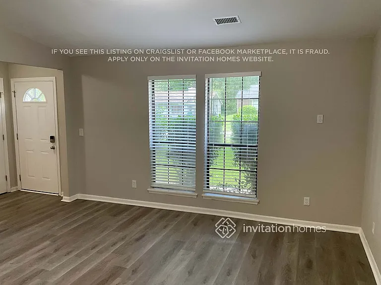 2413 Leslie Brook Dr — Photo 4