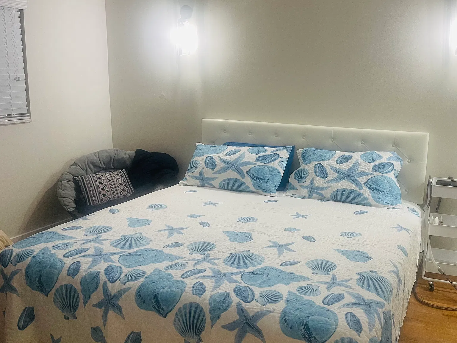 2 bed, 900 sqft, $2,100 — Photo 4