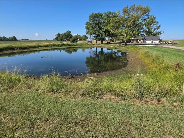 16928 S 1200th Rd, Nevada, MO 64772