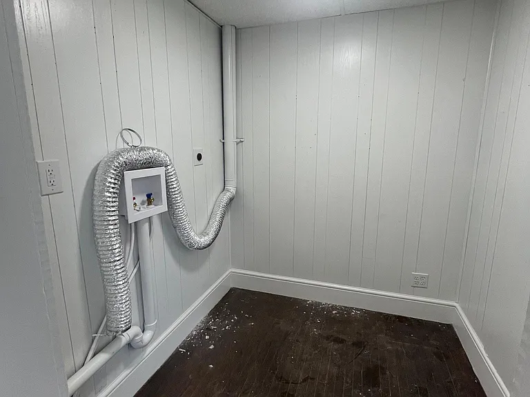 2126 Webster St #1/2 — Photo 3
