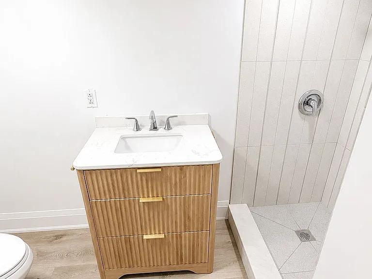 43 Belvidere Ave #LOWER — Photo 13