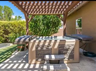 1046 W Empress Tree Ave, San Tan Valley, AZ 85140