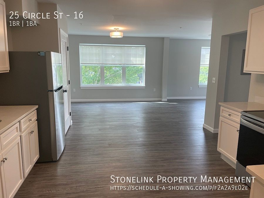 25 Circle St Rumford RI Zillow