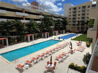 The Venture, Aventura, FL 33180