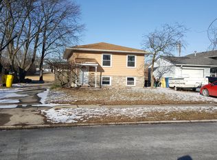 622 E 39th Ln, Griffith, IN 46319