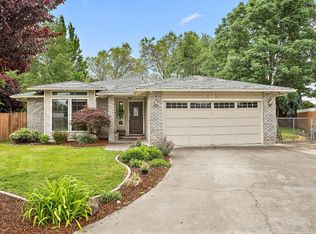 2334 Stillwater Ct, Medford, OR 97504