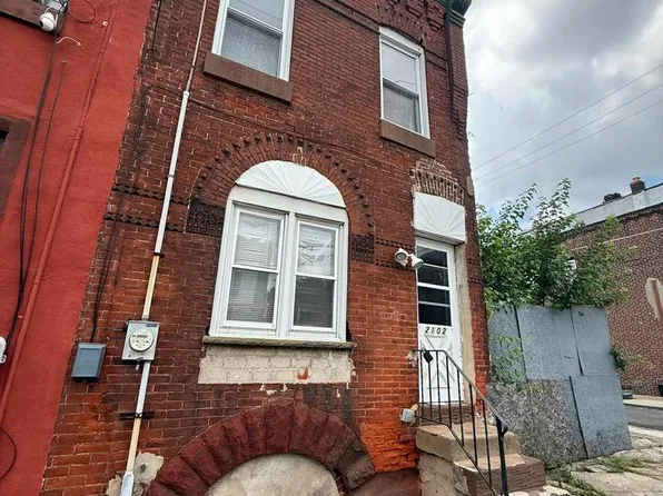 2102 E Clearfield St, Philadelphia, PA 19134