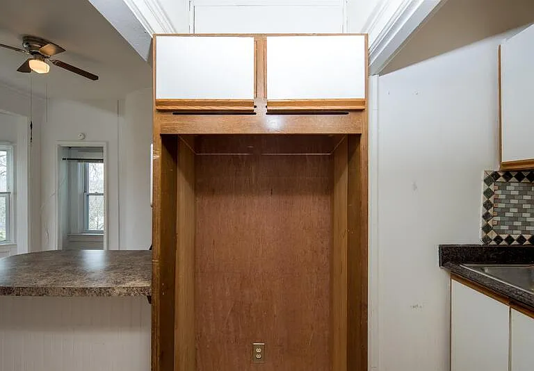 236 Saratoga St #7 — Photo 9