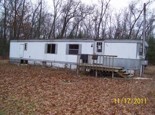 5328 E Holton Whitehall Rd, Holton, MI 49425
