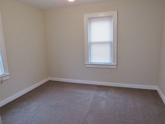 3rd image of 223 Alford St