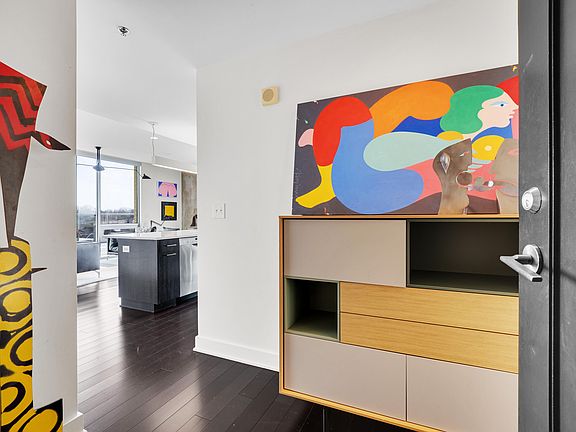 3rd image of 601 W Rosemary St #514